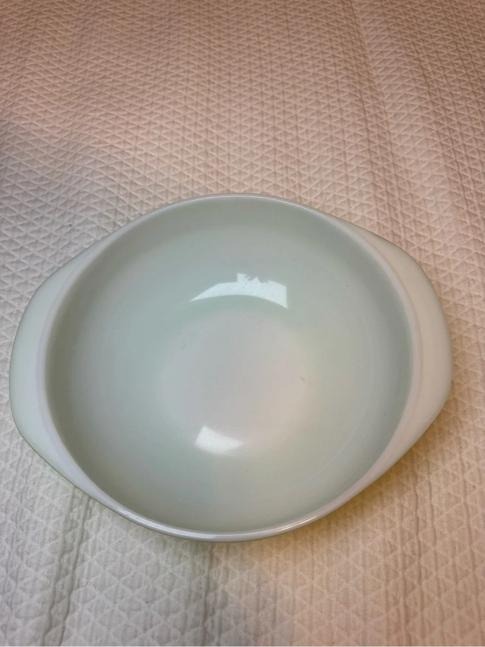 Vintage Pyrex 024 2 Qt Lime Green Round Casserole Baking Dish USA